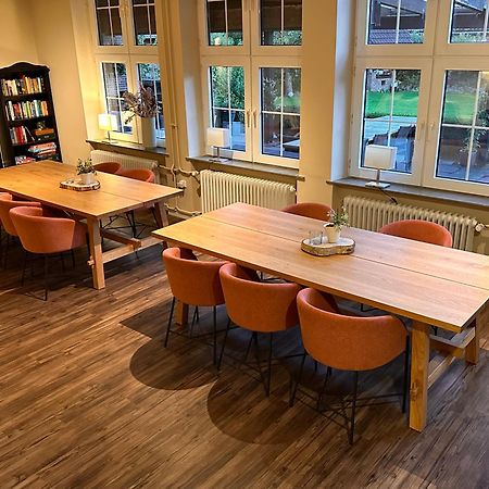 Landhotel Alte Schule - Hotel Garni ชิลลิคช์ ภายนอก รูปภาพ
